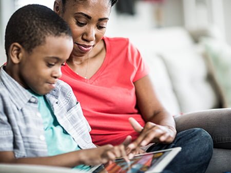 Tips to Help you Read With your Children During this Pandemic